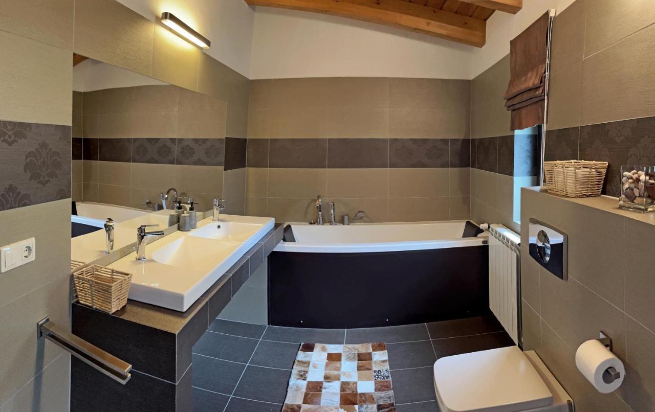 Bazalt Wellness Villa Harghita-Băi Exterior foto